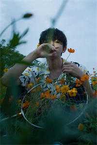 玉剑情缘：剑客与娇弱庶女