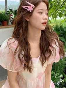 游轮失火，妻子和女儿为救白月光亲手推我下海