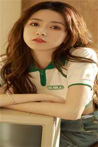 白月光纪白山被推下山崖时，未婚夫在和白月光恩爱小说