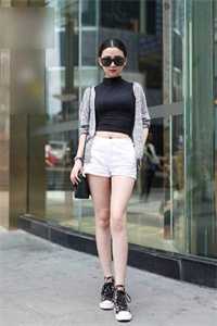 女配看见弹幕后