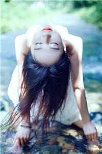 梦中情愫，女教师穿越做将军夫人