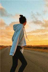 被困樊城，一路逃命的我起兵谋反了精品推荐