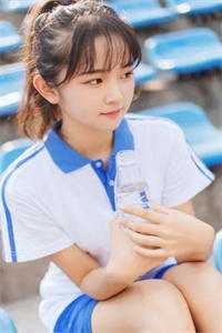 穿成虐文女主她妈