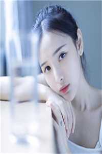 老公为了女助理把我丢下喂狼