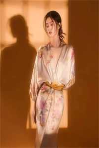 怀孕八个月，老公让我做八菜一汤免费看