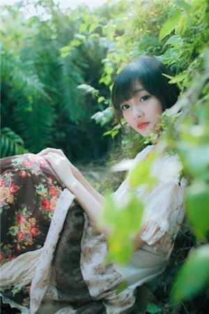 重生后，我复仇了男神和校花