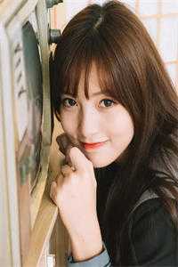 羊水破裂，老公青梅推我进雪崩