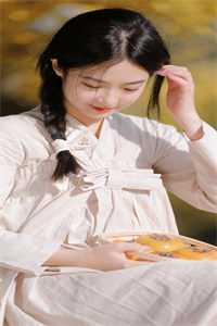 被配阴婚后，真命天子为我复仇