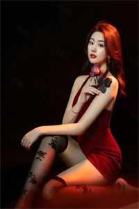 看到弹幕后，恶毒女配逆袭女主全新