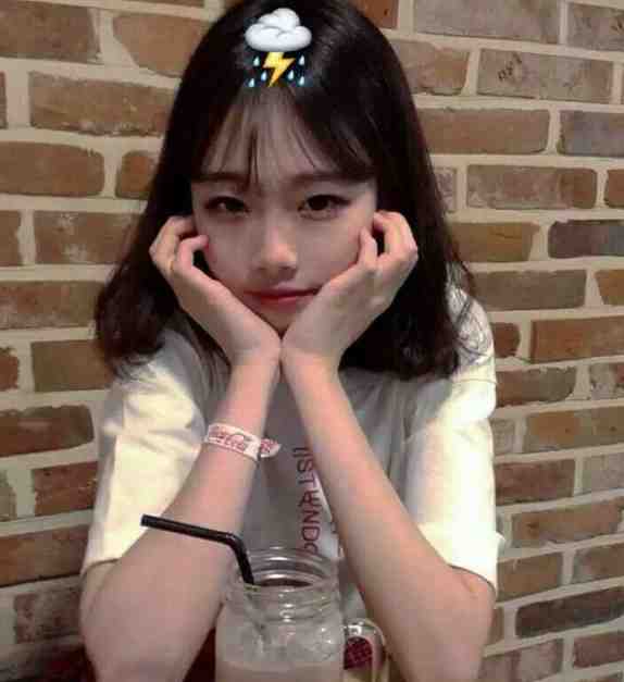 婚礼当天，我将女友还给她的竹马小说