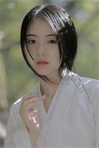 顶流明星的千万女友