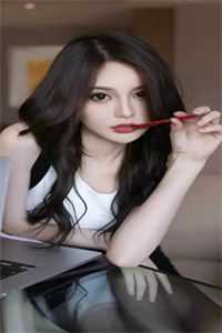 我在产房难产,老公在酒店和闺蜜大战