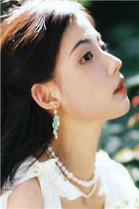 貌美继母想造反，被我一脚踹飞