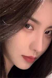 听到皇帝心声后，我成了他宠妃作品