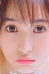 禁欲男神摁上墙，她就撩撩不负责！主人公叫