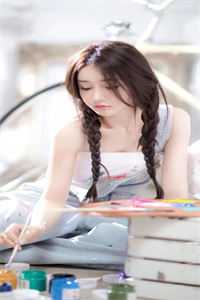 春色已去落花雨畅销