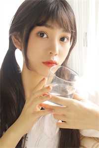 姑娘送他红烧肉，却说送的红烧鱼