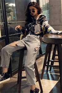 破产后我和美女总裁们的爆笑合租