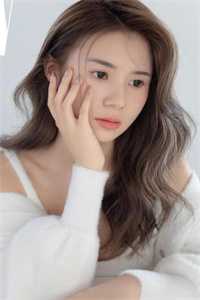 出狱当天，未婚妻忙着陪白月光跨年(白月光程哥)