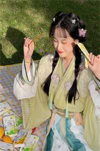 妈妈被仇人砍杀时，姐姐在陪庶弟过生辰完结版小说碧桃顾明