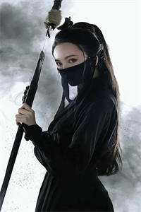 嫡女重生后，她顺了穿书女的意