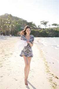 我爱上了偷我遗作的男人