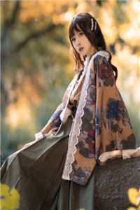 80后牛马穿成零零后萌新实习生何小番外+无删减版