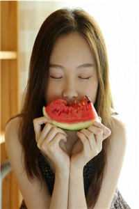 戏精女儿一心盼我死小丽陈璐小说