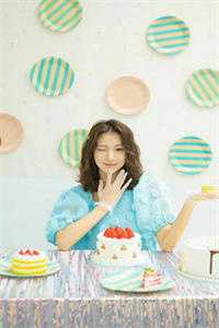 刚上大学，女总裁就想和我闪婚？番外+无删减