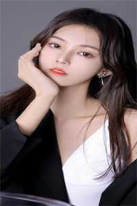 被接回侯府后我靠发疯享受人生全本+番外+后续