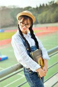 星光不眠夜的告别演唱会许星辰林初夏小说完结版
