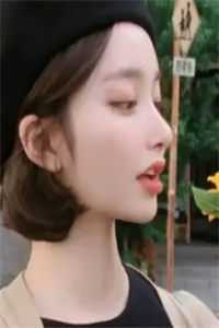 绿茶女星直播综艺打脸我冒认影嫂谢绾绾白灵全文+番茄