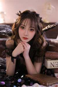 手握弹幕,只为脚踩渣男白月光前文+后续