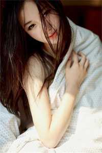 抱紧兽夫们大腿，超稀有恶雌躺赢江望月纪黎小说