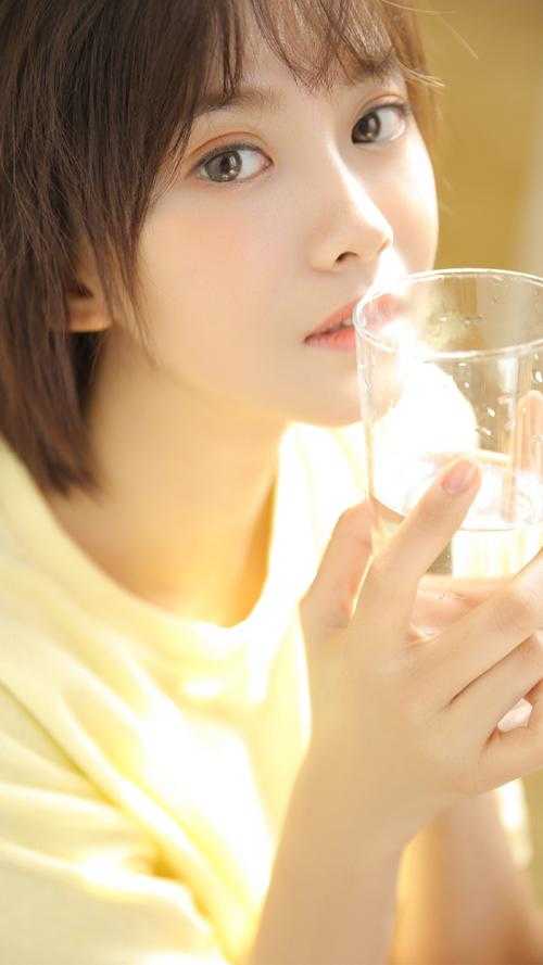 赘婿老公养的女主播想抢女儿最新款劳斯莱斯，我送他俩当苦命鸳鸯吴倩倩许如清:全文+后续+结局