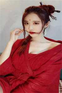 都市潜龙：废物女婿身份曝光了
