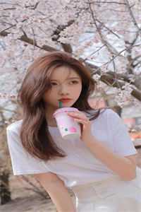 赵文博阿贵的小说蛊惑之都