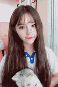 你爱着他，我爱着她是什么