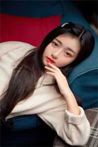 他自毁身躯，只求我回头看他一眼完整