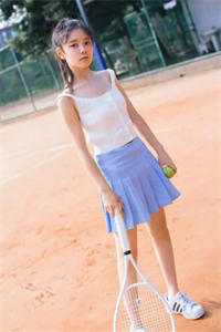 晓霞的挣扎与重生